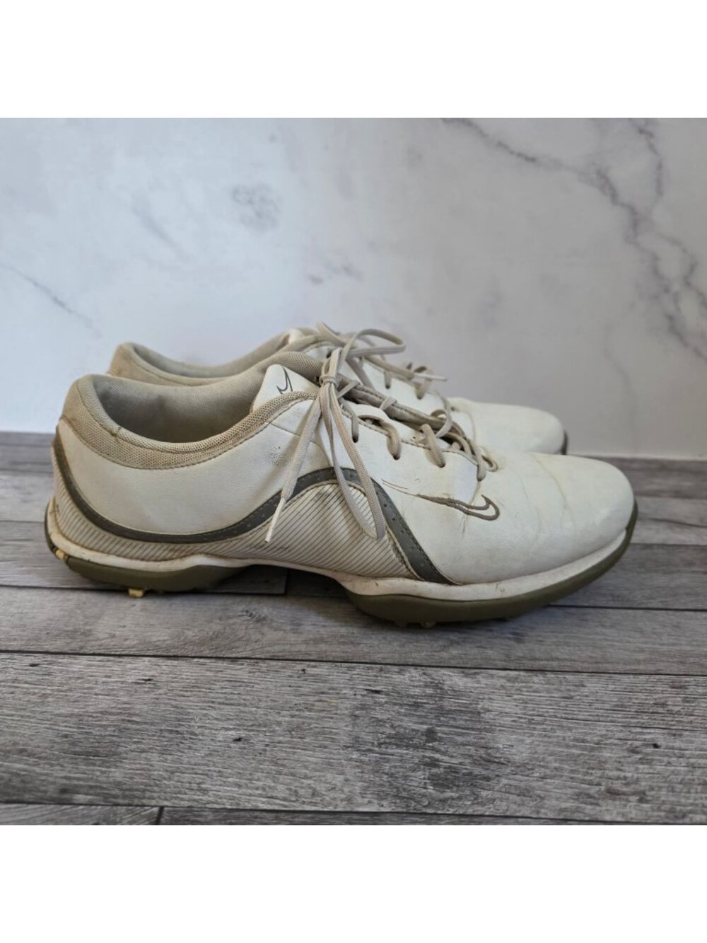 Nike Golf Shoes White Spiked Size 9 TAC Traction Active Contact Sole